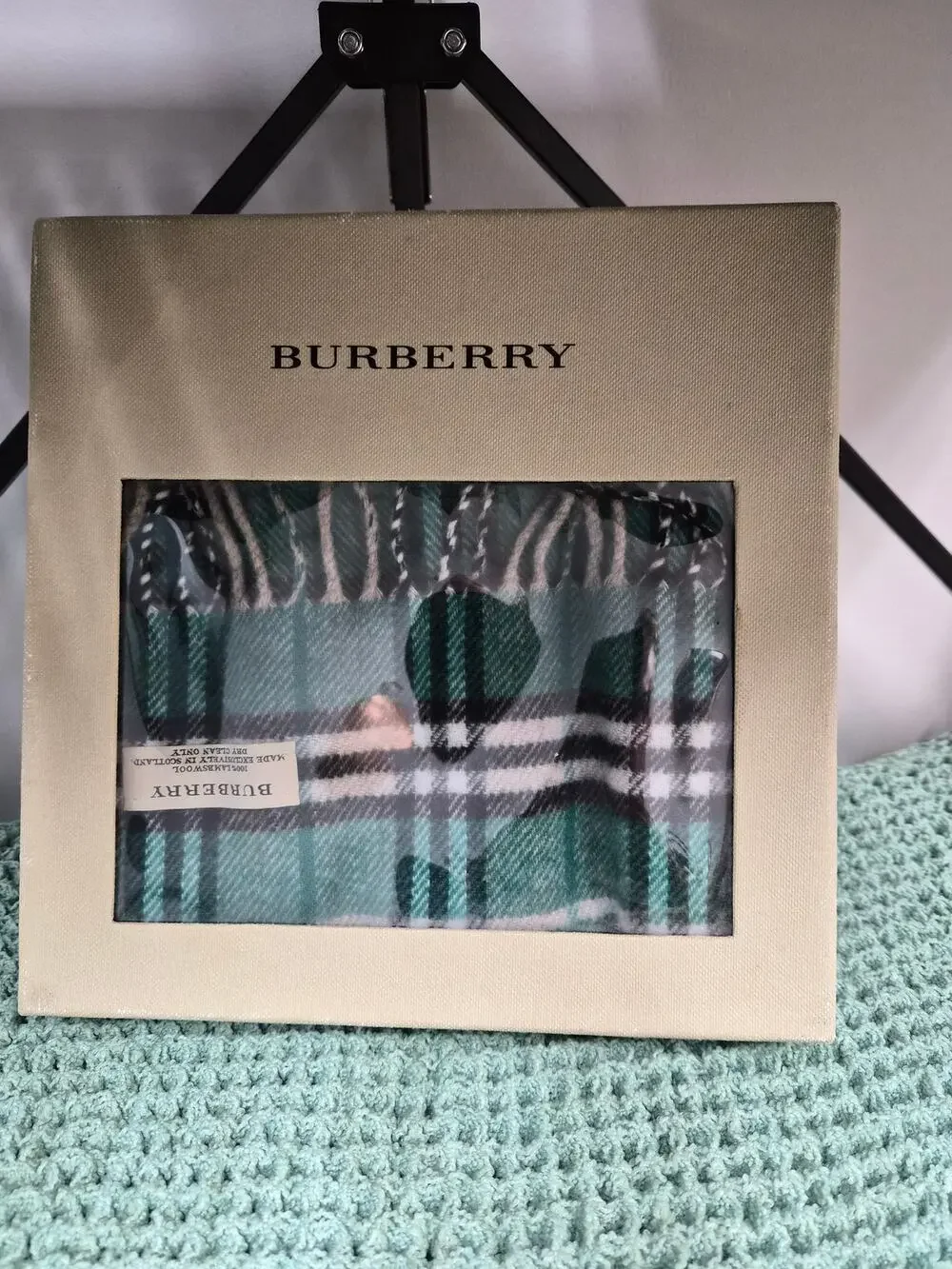 Burberry Green Check Lambswool Scarf Scotland w Box